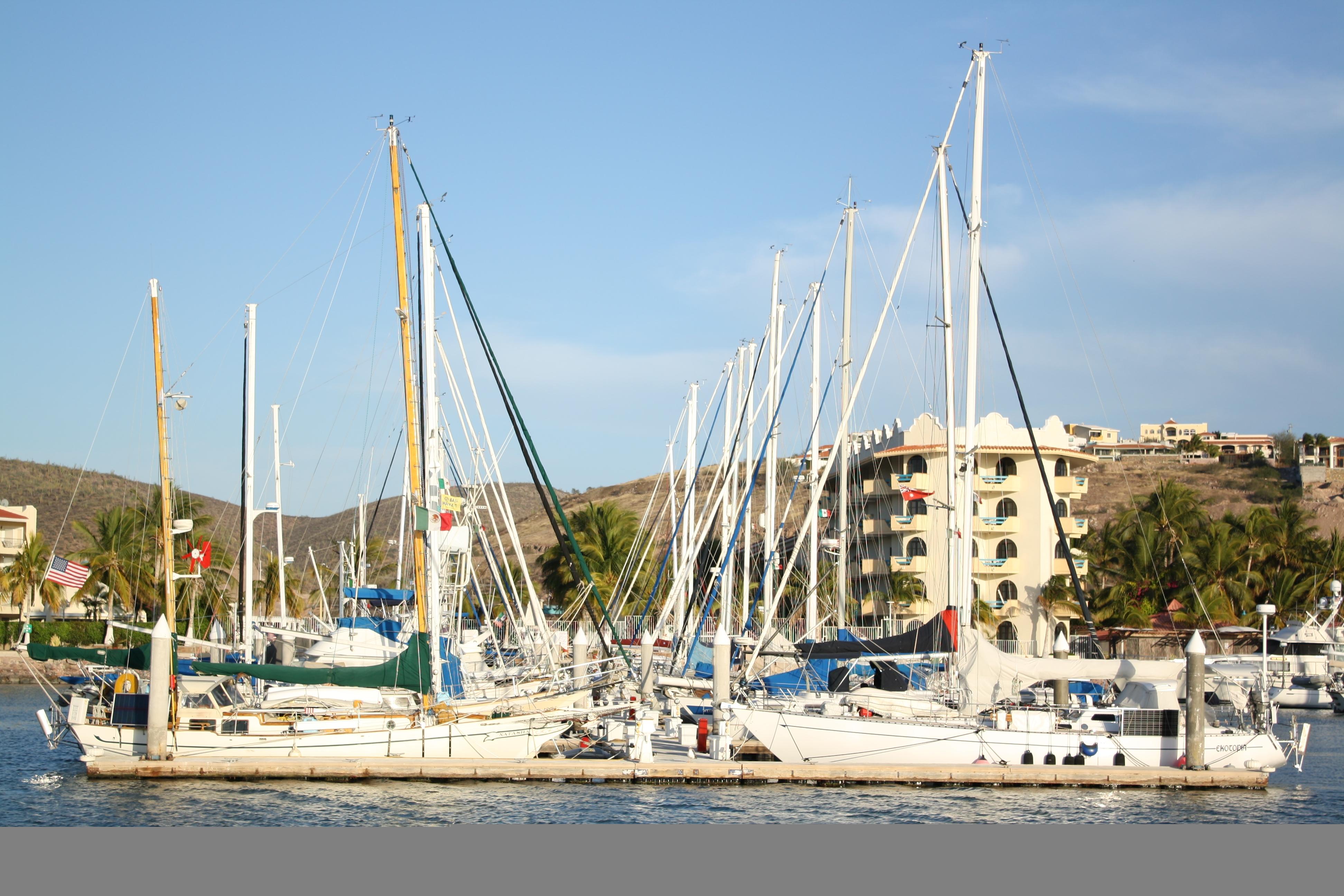 The Westmarine Waterfront 4* La Paz