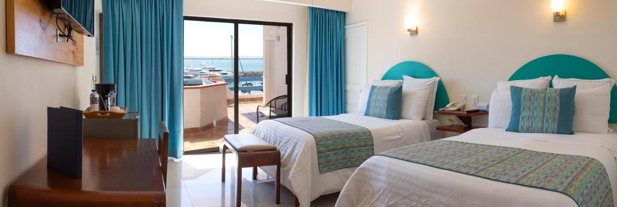 Hotel The Westmarine Waterfront 4*
